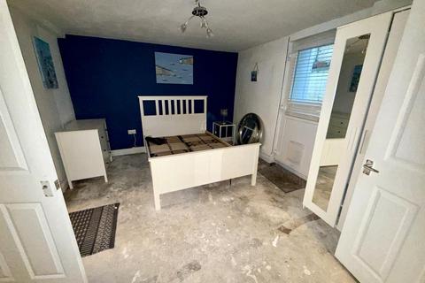 1 bedroom flat for sale, Flat 7, 39 Spencer Square, Ramsgate, Kent