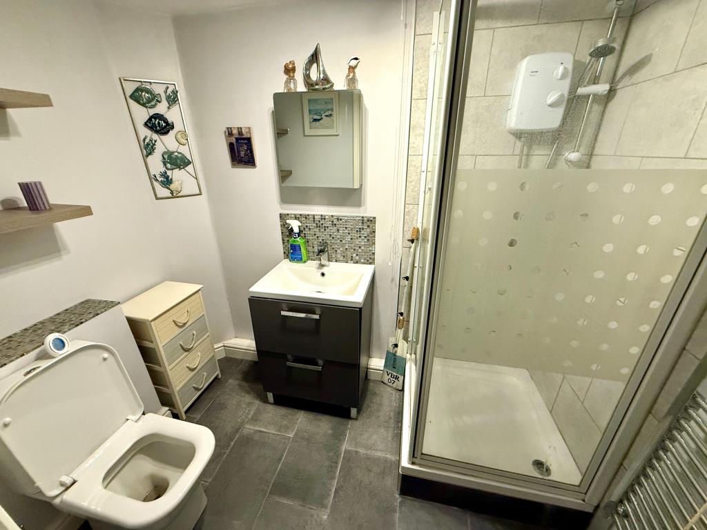 Shower room with W.C.