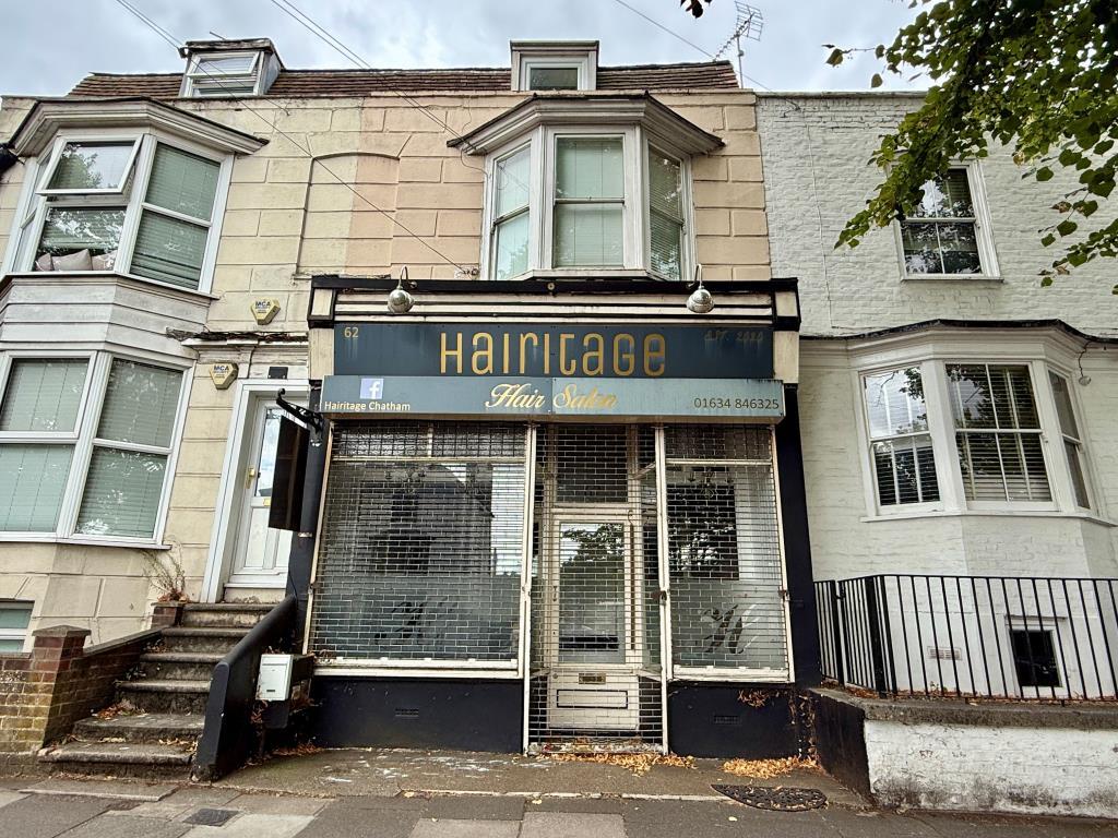 Mid-terrace mixed use building