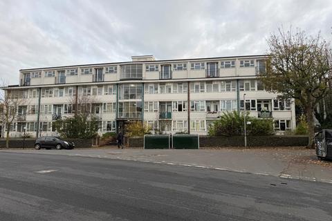 2 Buckingham Lodge, Buckingham Place, Brighton