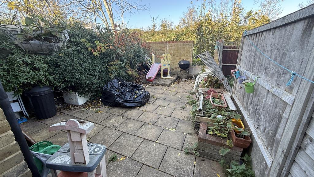 External image of garden