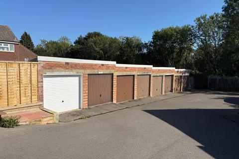 undefined, Garages 43-50, Viney Avenue, Romsey, Hampshire