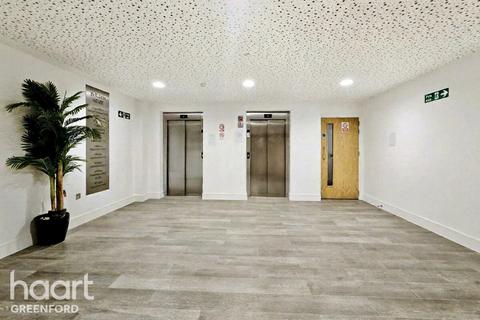 undefined, Healum Avenue, London
