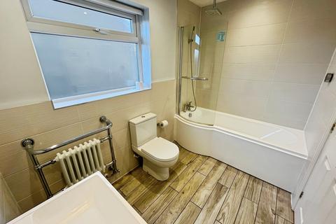 5 bedroom detached house for sale, Balmoral Road, Leicestershire LE67