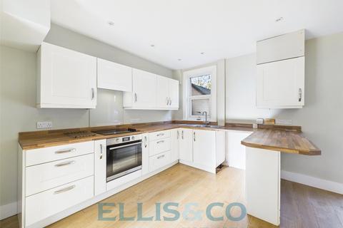 3 bedroom terraced house for sale, Vale Road, Tonbridge, Kent, TN9