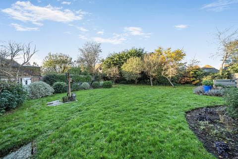 undefined, WISBOROUGH GREEN