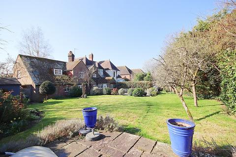 undefined, WISBOROUGH GREEN