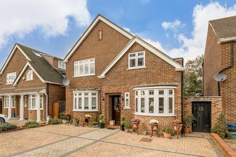 undefined, Seymour Gardens, Feltham TW13
