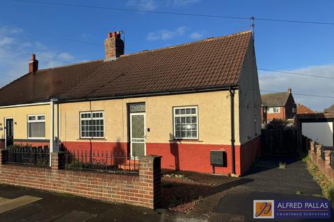 2 bedroom semi-detached bungalow for sale, Natley Avenue, East Boldon