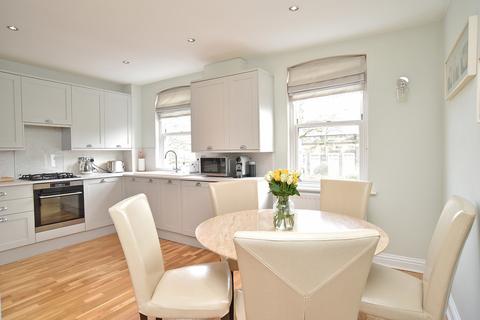 4 bedroom mews for sale, Queens Gate, Harrogate