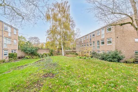 undefined, Harrowdene Gardens, Teddington TW11