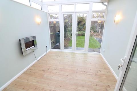 2 bedroom semi-detached bungalow for sale, St. Margarets Avenue, Rushden NN10