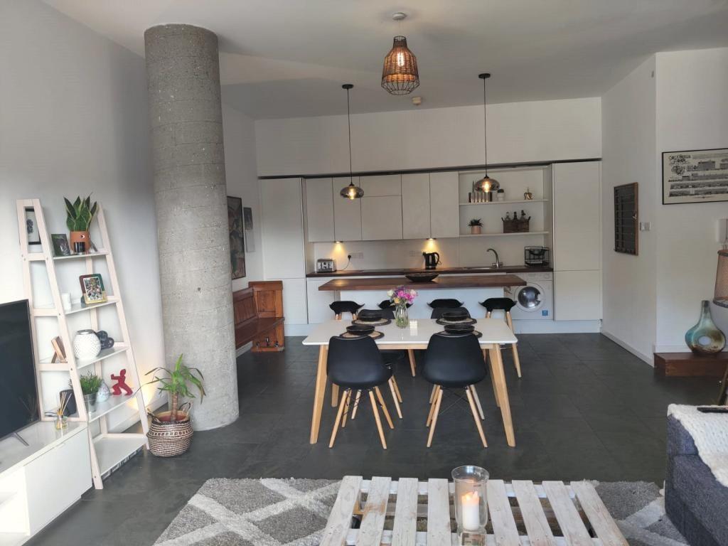Kitchen area