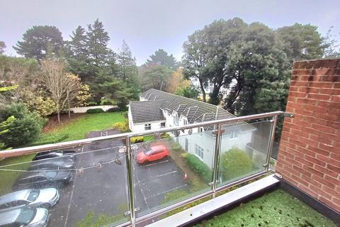 2 bedroom apartment to rent, Christchurch Road, Bournemouth