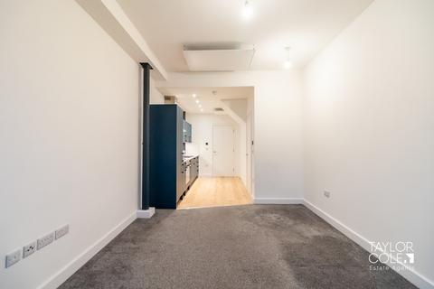 undefined, Tolson Court, Fazeley