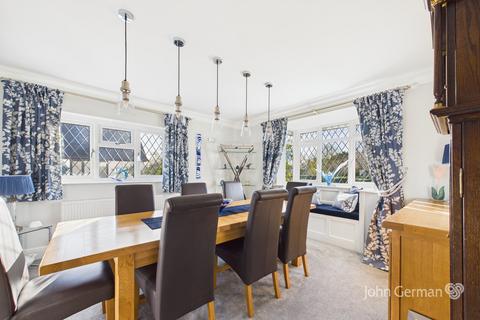 5 bedroom detached house for sale, Lower Penkridge Road, Acton Trussell