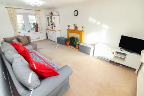 undefined, Celtic Close, Higham Ferrers NN10