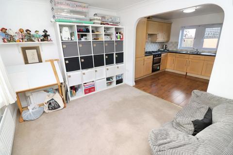 undefined, Celtic Close, Higham Ferrers NN10