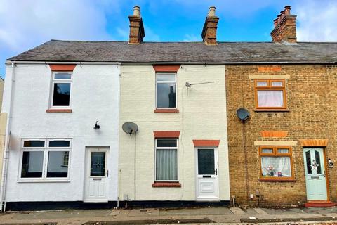 2 bedroom terraced house for sale, Cambridge Road, Sandy