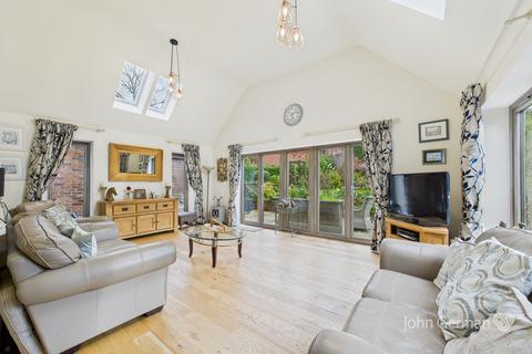 undefined, Farm Close, Ravenstone