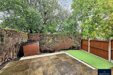 3 bedroom townhouse for sale, Darley Road, Liversedge