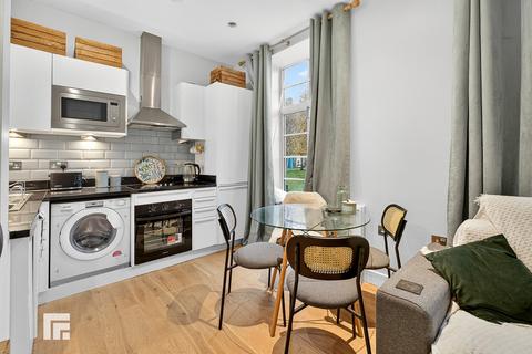 undefined, Woodlands, Penarth CF64