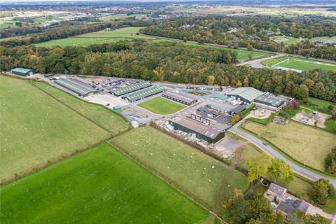 Warehouse to rent, Pannal Rd Harrogate HG3 1DP