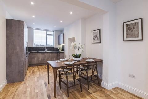2 bedroom maisonette to rent, Kings Road, Chelsea, London, SW3