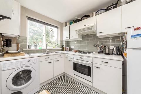 1 bedroom flat to rent, Landor Road, London SW9