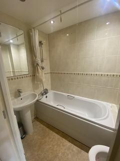 5 bedroom end of terrace house to rent, Shakespeare Avenue, Bristol, BS7