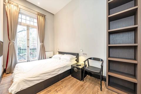 2 bedroom flat to rent, Bramham Gardens, London SW5