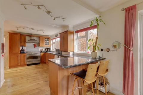 3 bedroom semi-detached house for sale, Clumber Drive, Nottingham NG12