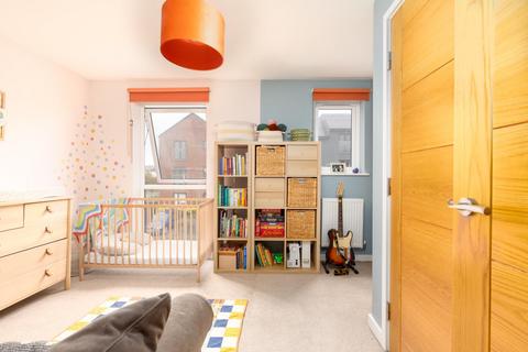 2 bedroom end of terrace house for sale, Fraynes Close, Ashton Vale