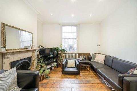 4 bedroom flat to rent, Wynyatt Street, London EC1V