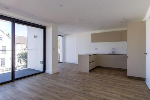 2 bedroom flat for sale, 9 Windsor Gardens, Windsor Road, Penarth