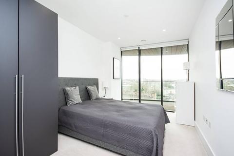 2 bedroom flat to rent, Kingsland High Street, Dalston, London, E8