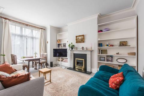 1 bedroom flat for sale, Denning Road, Hampstead, London, NW3