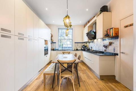 3 bedroom flat for sale, Belsize Road, South Hampstead, London, NW6