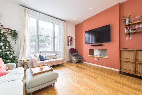 3 bedroom flat for sale, Belsize Road, South Hampstead, London, NW6