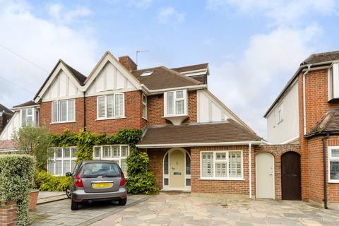 undefined, Arundel Road, Kingston, Kingston upon Thames, KT1