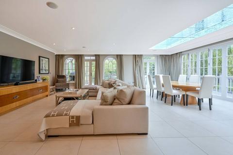 undefined, Fairbourne Manor, Chobham, Woking, GU24