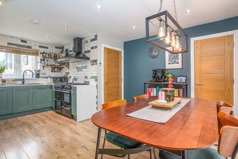 4 bedroom detached house for sale, 7 Vale Court, Mill Fold Way, Ripponden