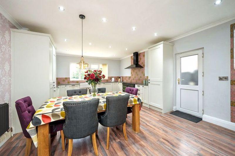 Kitchen diner