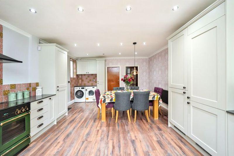 Kitchen diner