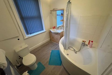 1 bedroom terraced house to rent, Fair Street, Huddersfield