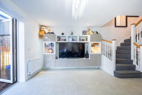 undefined, Shott Drive, Glasgow, G72