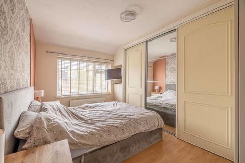 4 bedroom terraced house for sale, Long Readings Lane, Slough