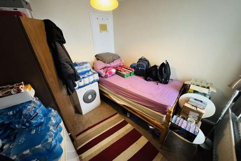 undefined, Whitton Avenue West, Northolt