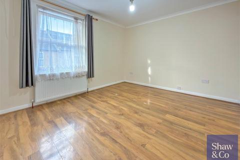 undefined, Upton Road, Hounslow TW3