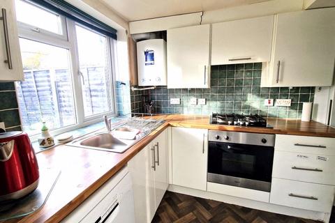 3 bedroom semi-detached house for sale, Sylvia Avenue, Hatch End
